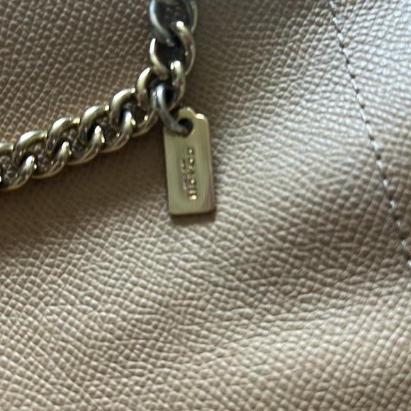 Coach Chain Tote Bag - Picture 3 of 14